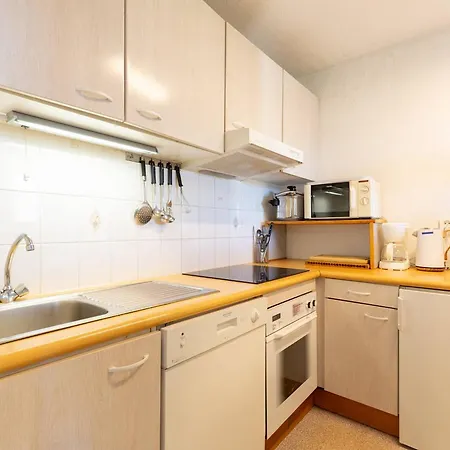 Chaleureux Pour 8 Personnes Proche Des Pistes - Fr-1-695-59 Apartment